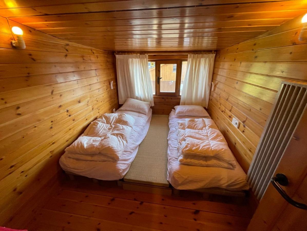 L01 Llivia Apartment ภายนอก รูปภาพ